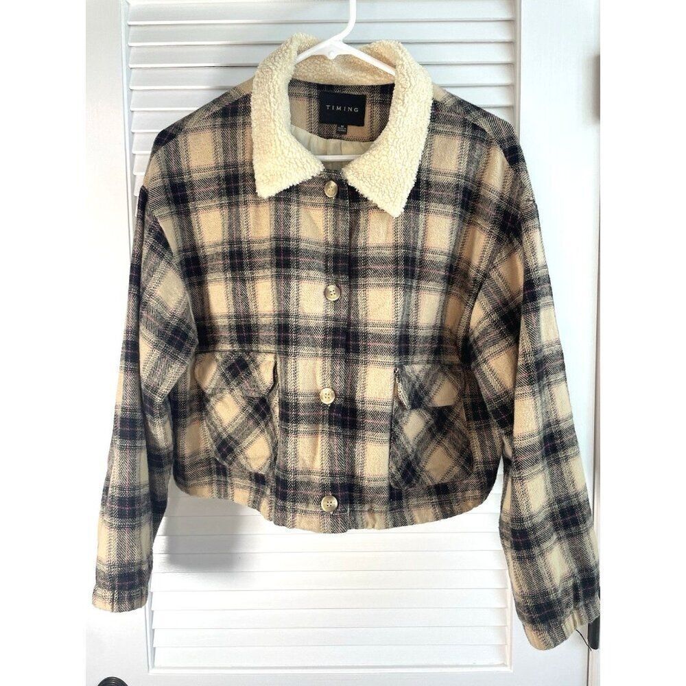Timing Plaid Lightweight Button Up Cropped jacket With Faux Fur Collar Women's M